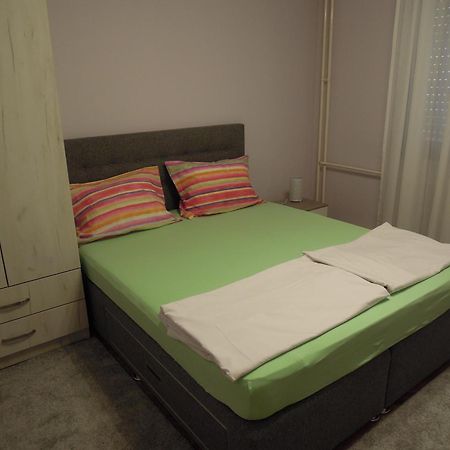 Classic Apartment โนวีซาด ภายนอก รูปภาพ
