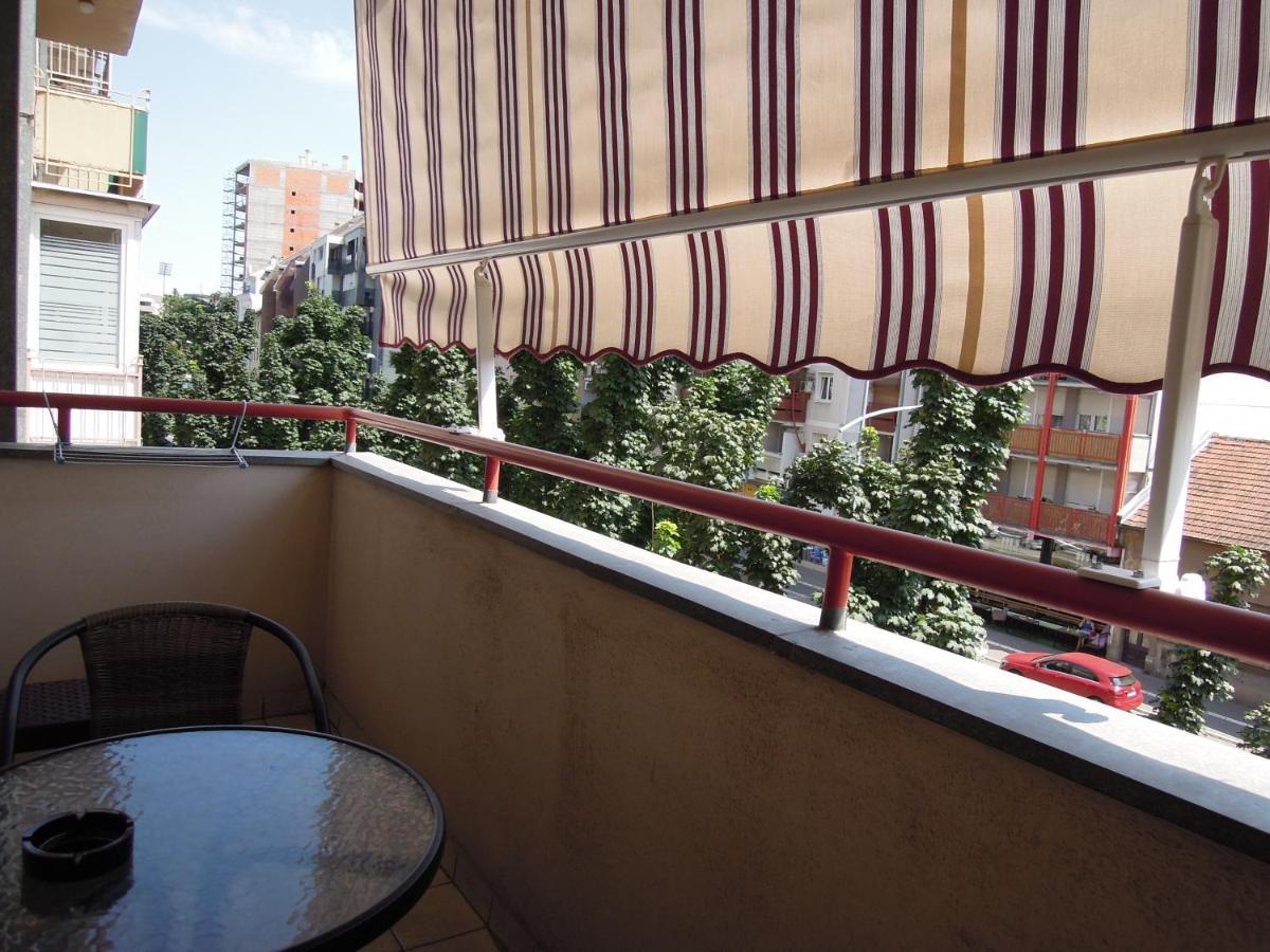 Classic Apartment โนวีซาด ภายนอก รูปภาพ