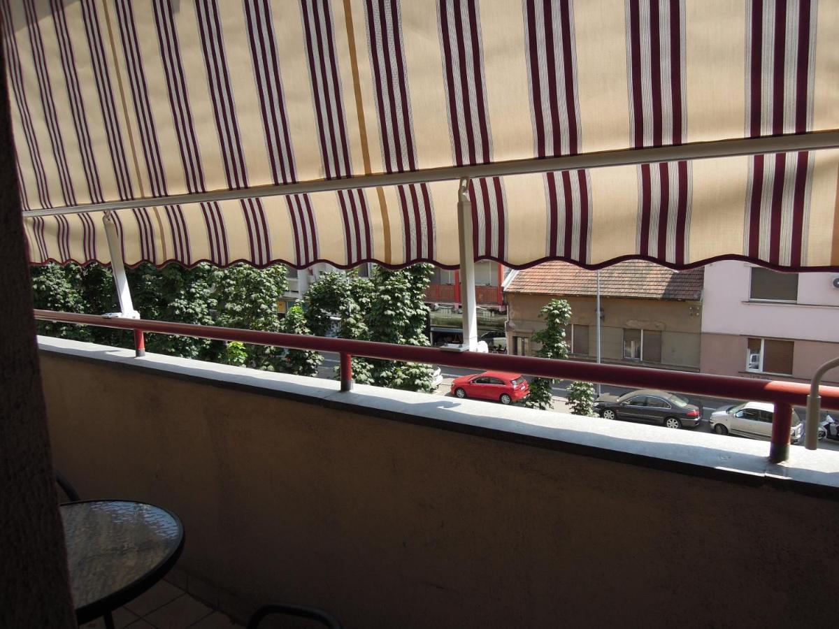Classic Apartment โนวีซาด ภายนอก รูปภาพ